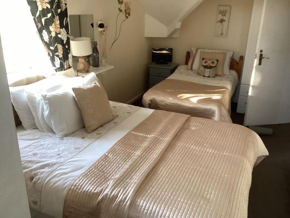 The Old School House B&B Ballinskelligs Eksteriør bilde